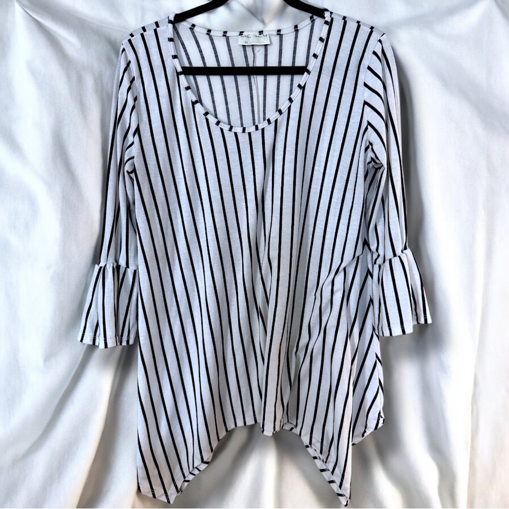 Striped Black and White Women's Top Bobbie Brooks XL